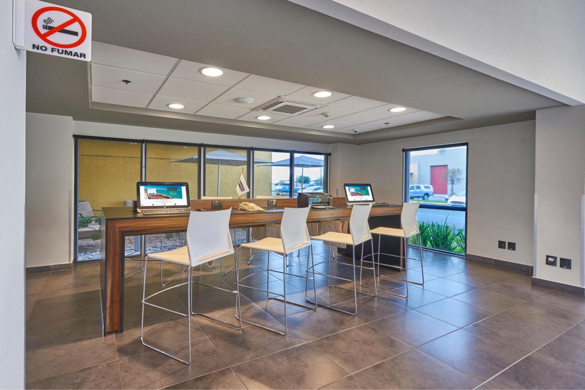 City Express By Marriott Monterrey Norte Rancho Los Encinitos Luaran gambar